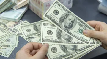 تحديثات الصرف.. سعر الدولار مقابل الجنيه في البنوك المصرية خلال تعاملات الأحد 8 فبراير 2026